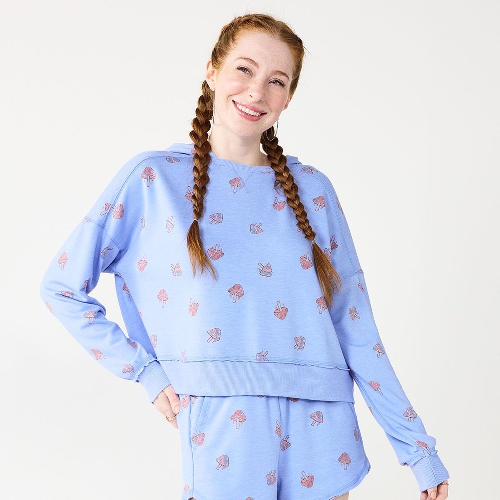 NWT SO Relaxed Printed Terry Hoodie Juniors' Blue Mushroom Size S